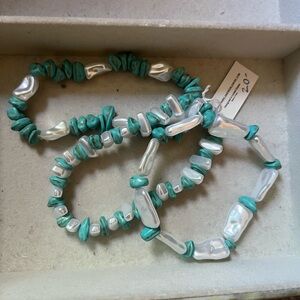 Park Lane Blue and White Bracelet with Organic Beads